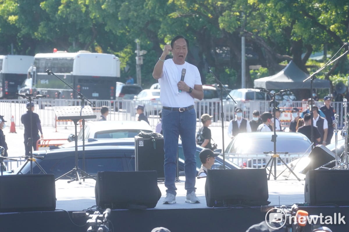 鴻海創辦人郭台銘今出席「716公平正義救台灣」凱道遊行。 圖：張良一 / 攝（資料照）