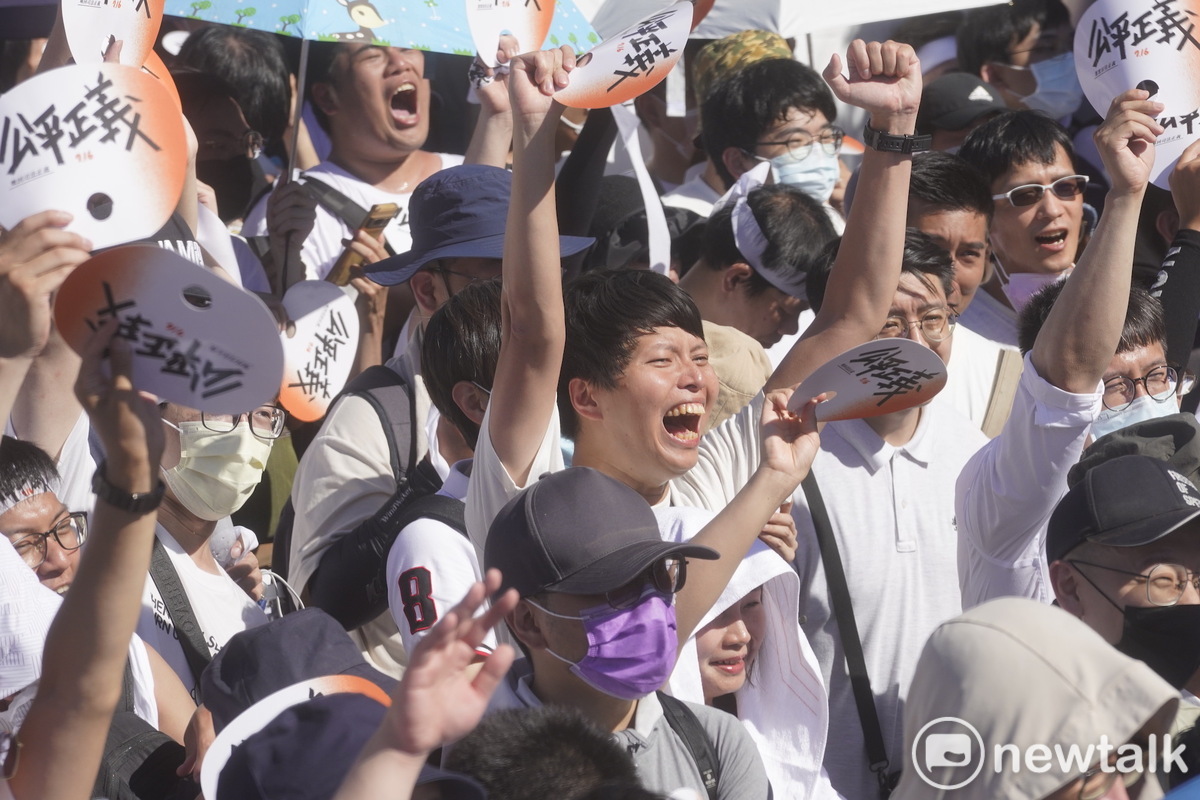 「716公平正義救台灣」凱道遊行。 圖：張良一 / 攝