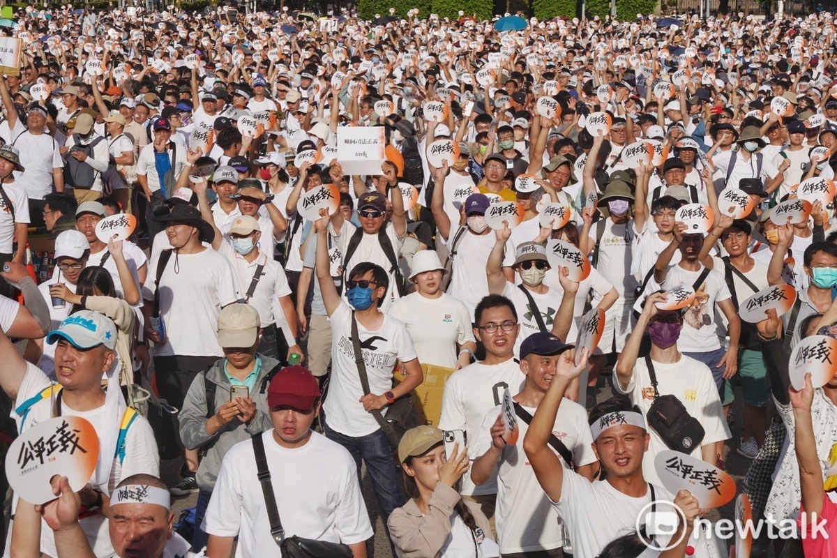 「716公平正義就台灣」凱道遊行。 圖：張良一 / 攝