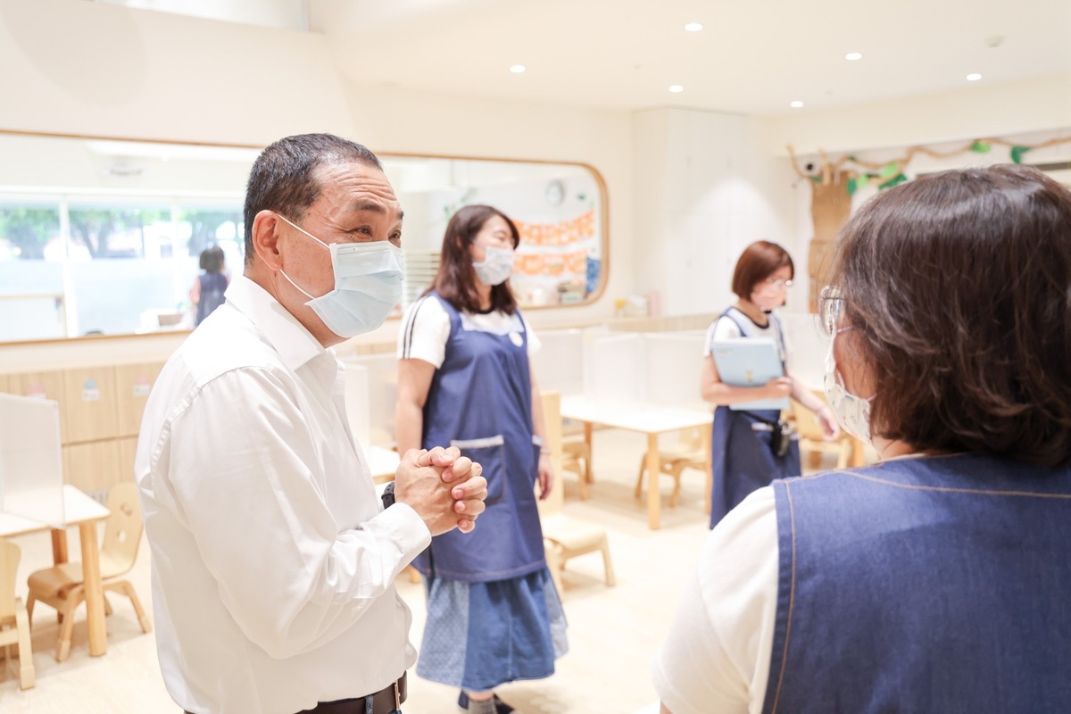 侯友宜表示，他反對的是民進黨的「3＋1」兵役制度，強調台灣一定會強化國防裝備並提升自我防衛能力。 圖：新北市政府/提供