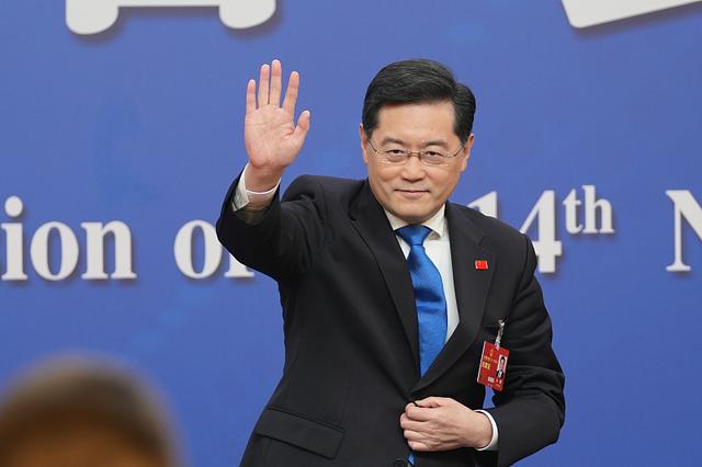 中國外交部長秦剛消失在大眾眼前超過4週，行蹤依舊成謎。 圖：翻攝自新浪