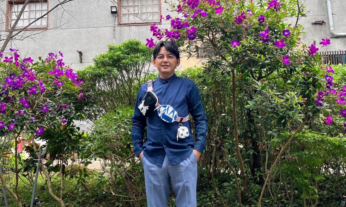 台灣男星黃子佼近期爆出持有未成年裸露、性交影像，之後又被指控性侵未成年少女，引起外界撻伐。  圖：翻攝自黃子佼FB