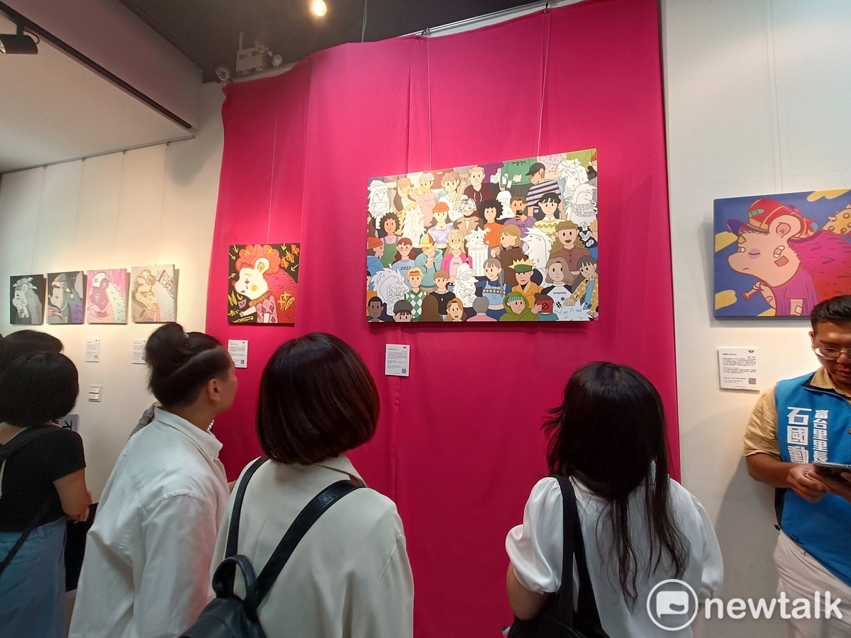《刺刺的心 Hedgehug》畫展在中山73影視藝文空間展出。 唐復年/攝