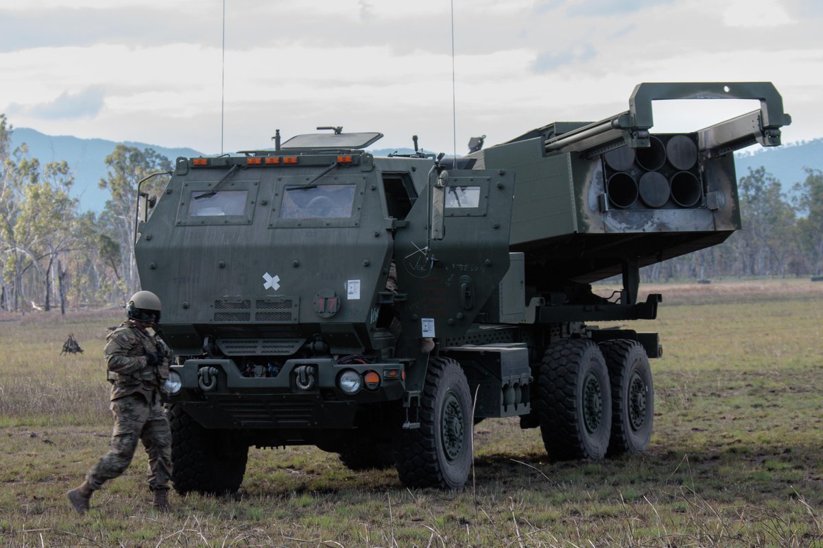 美軍「海馬斯」(HIMARS)火箭砲。 圖：翻攝@Deutsches_Heer推特