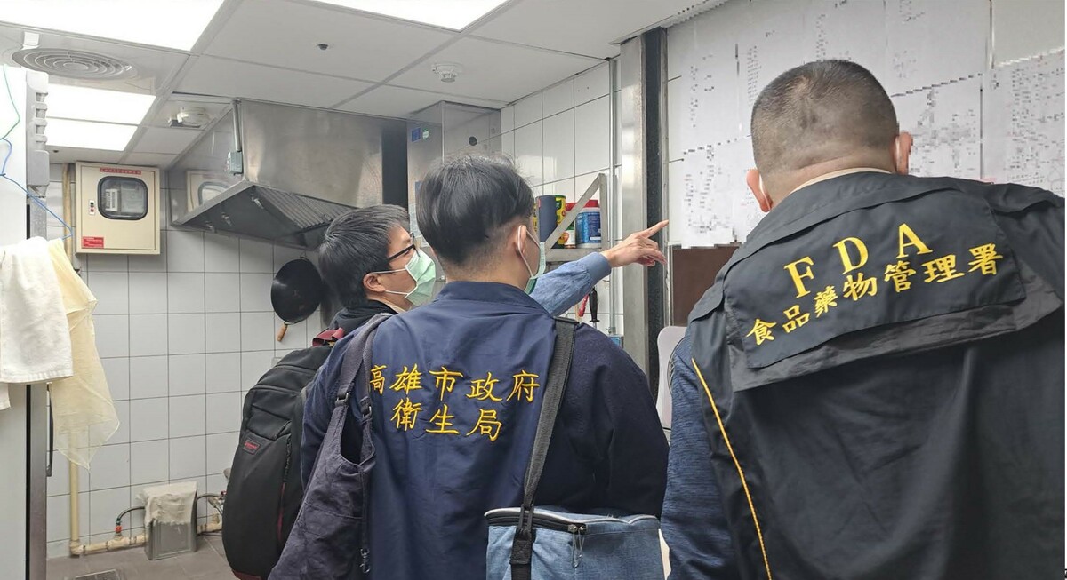 食藥署今公布「鐵板燒暨排餐餐飲業者稽查專案」，發現有14家鐵板燒和排餐店在標示產品不實，將圓鱈、扁鱈等標示為「鱈魚」。 圖：食藥署／提供