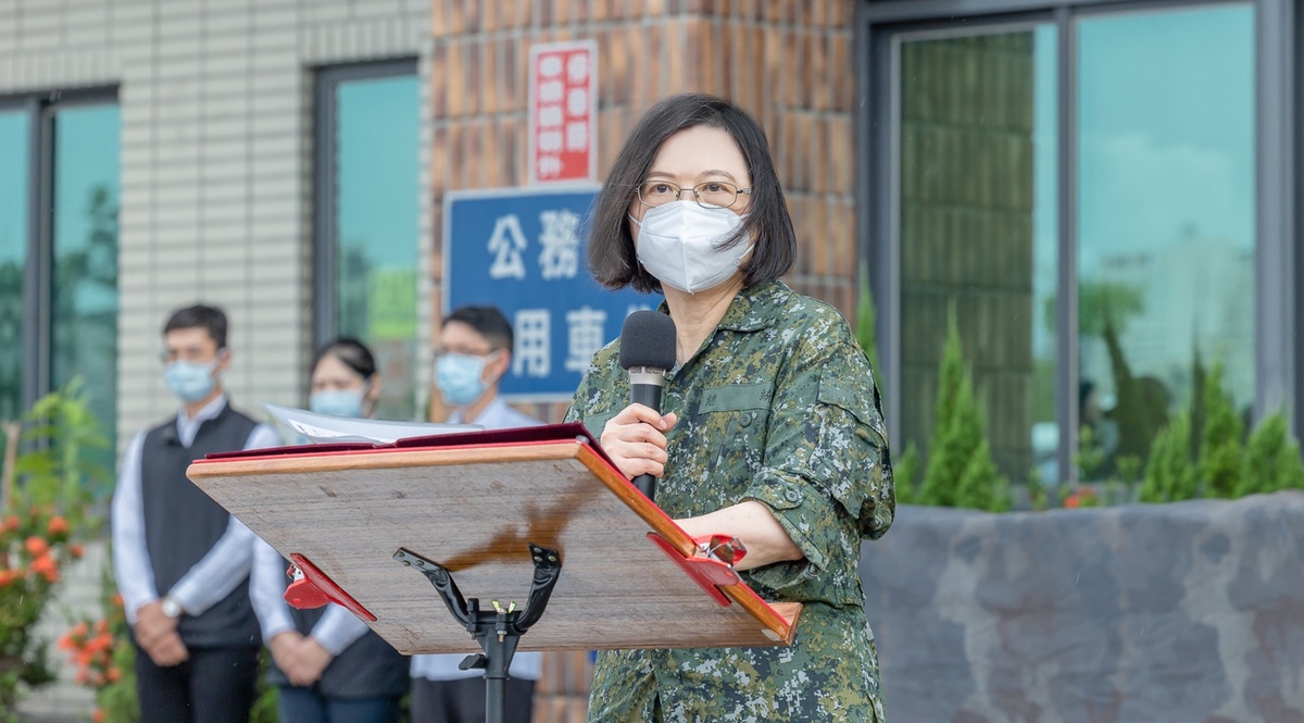 總統蔡英文確診後首個公開行程前往視察漢光演習。 圖：總統府提供