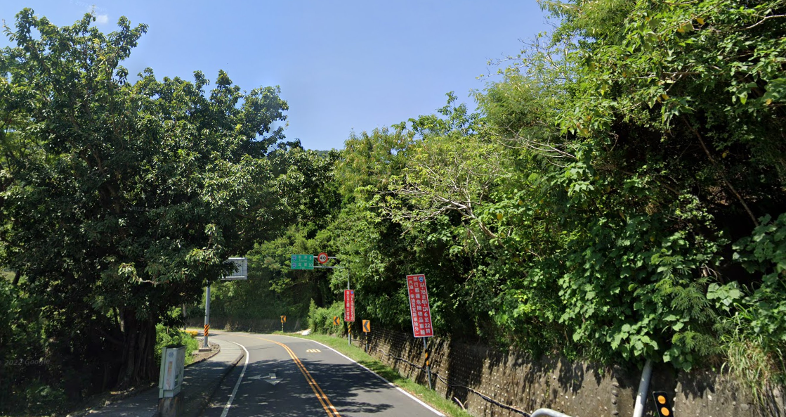 台東縣東河鄉台23線44K+600(泰源路段)土石滑落，預計中午前搶通。 圖：翻攝自Google map