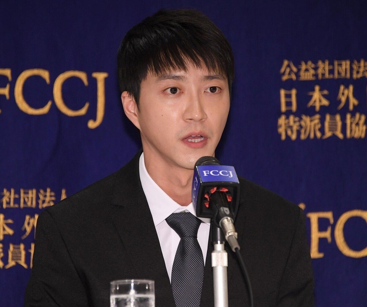 江宏傑昨親自飛往日本召開記者會，控訴福原愛惡意失聯。 圖：翻攝自推特