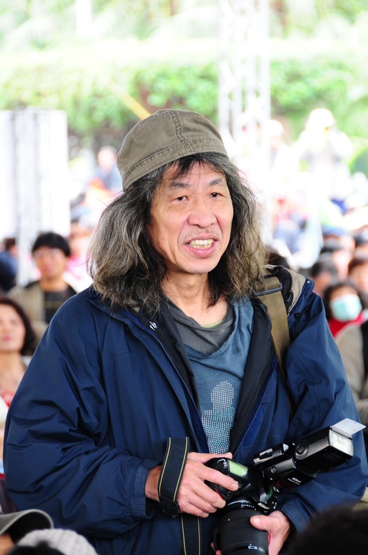 2019年，潘小俠攝於總統府前。 圖：邱萬興提供