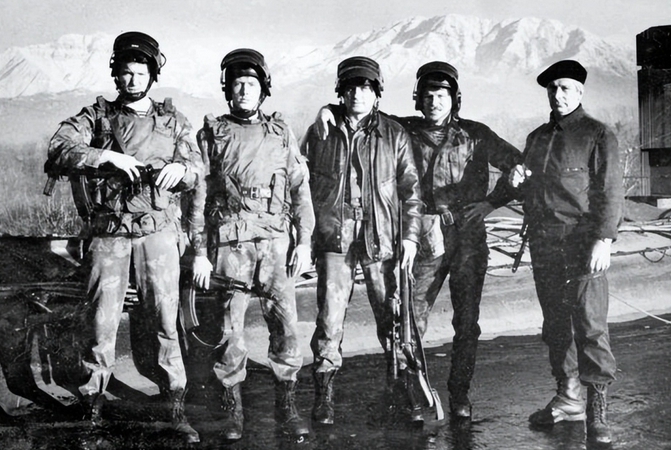 成功處理1985 年的黎巴嫩人質事件的格別烏KGB信號旗特戰部隊。 圖 : 翻攝自騰訊新聞