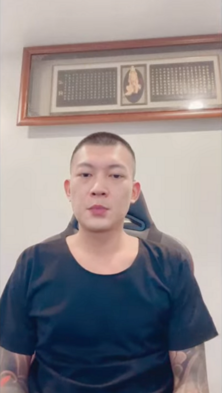 鳳梨昨晚針對保母案大逆轉一事，開直播吐露心聲。 圖：翻攝自FB/吳泓逸
