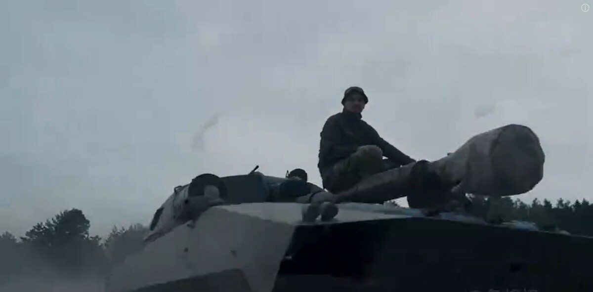 116、117、118 旅的援軍，很可能和先前參戰的部隊聯合，整合了 3 個加強營級攻擊群，100 多輛坦克、裝甲車等重型裝備，對俄軍發動猛攻。圖為烏軍。 圖：翻攝自名將傳