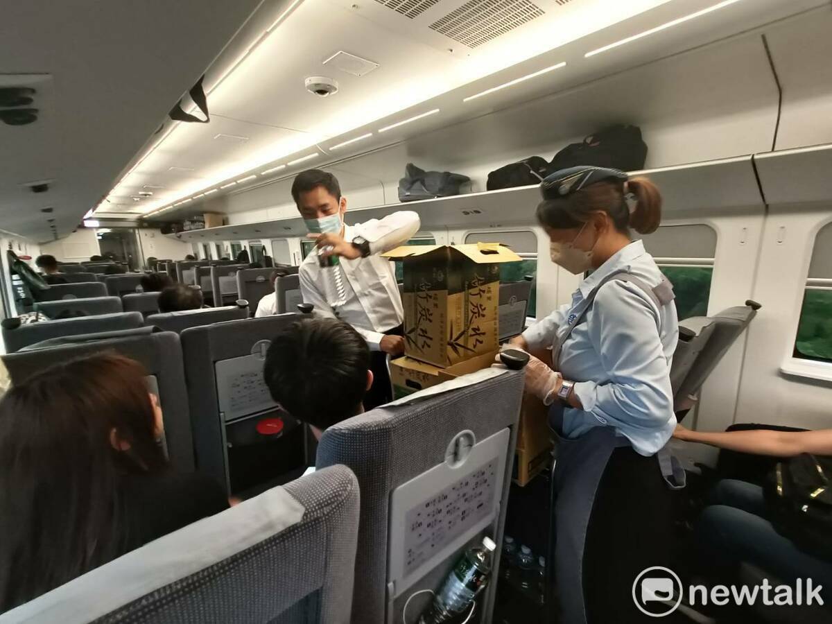 台鐵局將在明年公司化，預計會有不少員工離職，不過台鐵局長杜微近日在全國和員工座談，他也承諾不會有太多員工提早離開，台鐵局也會持續與員工溝通。 圖：唐復年／攝（資料照）