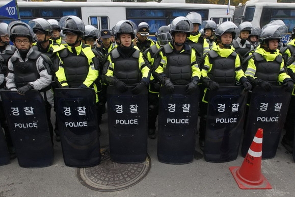 韓國警察。 圖 : 翻攝自警察訓練網