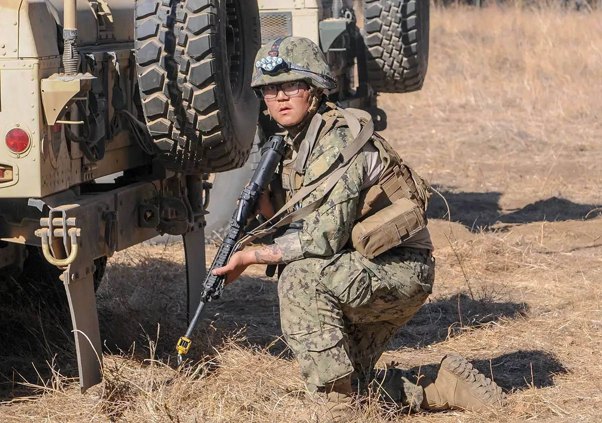 美國海軍士兵趙文恆（Wenheng Thomas Zhao，音譯）也被指控當間諜洩密給中國情報官員。 圖：翻攝自美國海軍圖庫