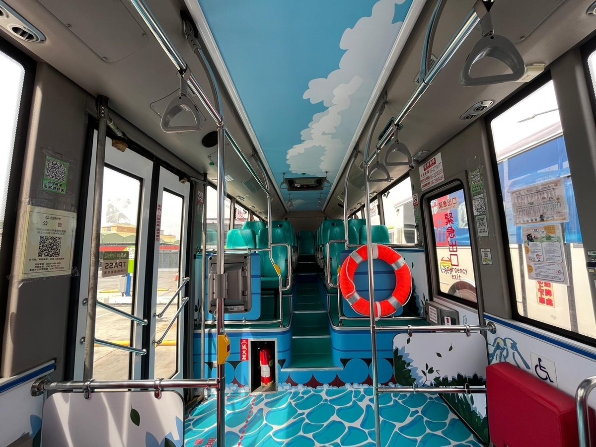 台灣好行主題車輛(99路076-U9)。 圖：台南市政府觀光旅遊局／提供