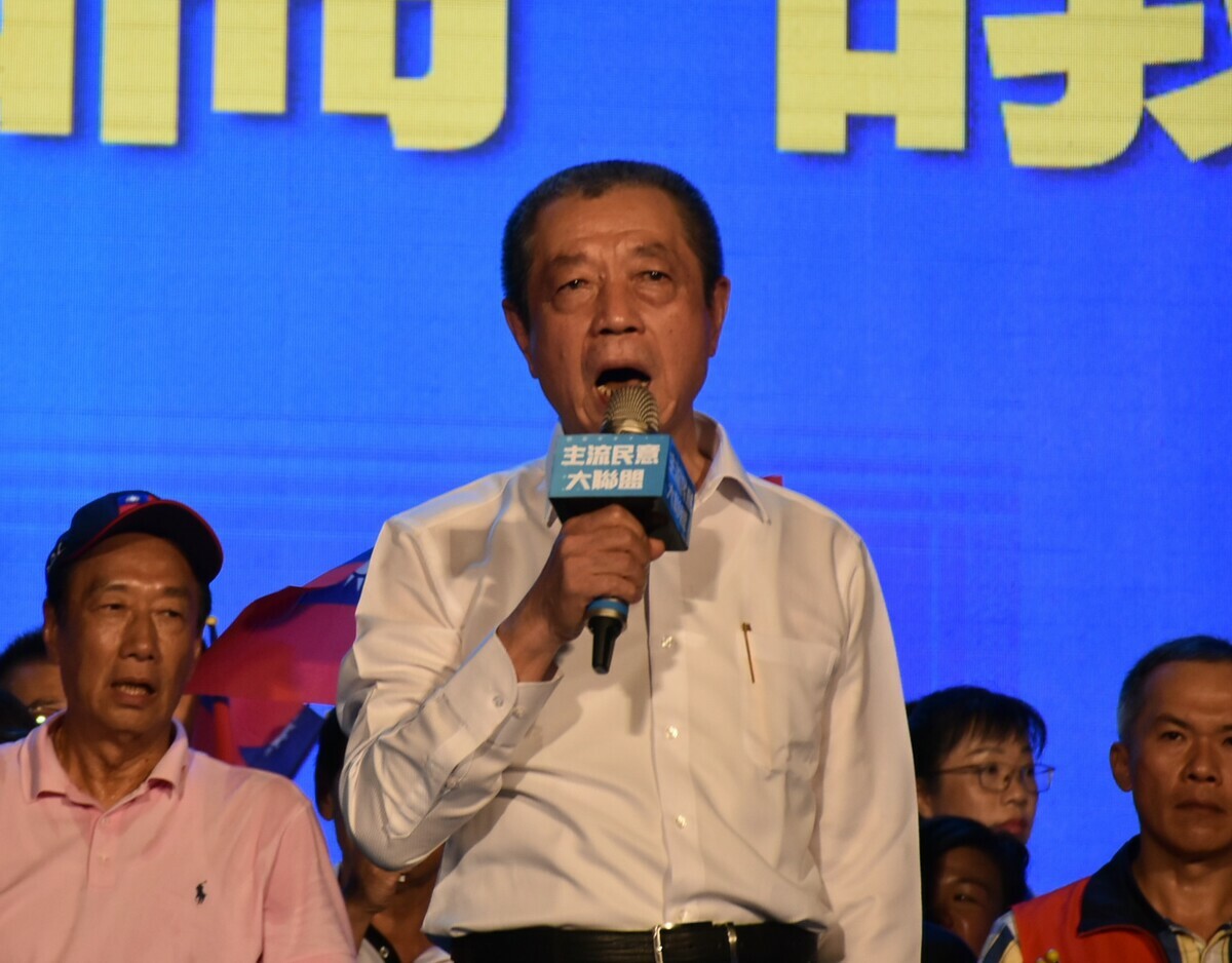 屏東縣議長周典論涉為郭台銘違法收購連署書遭羈押禁見。 圖：孫家銘攝(資料照)