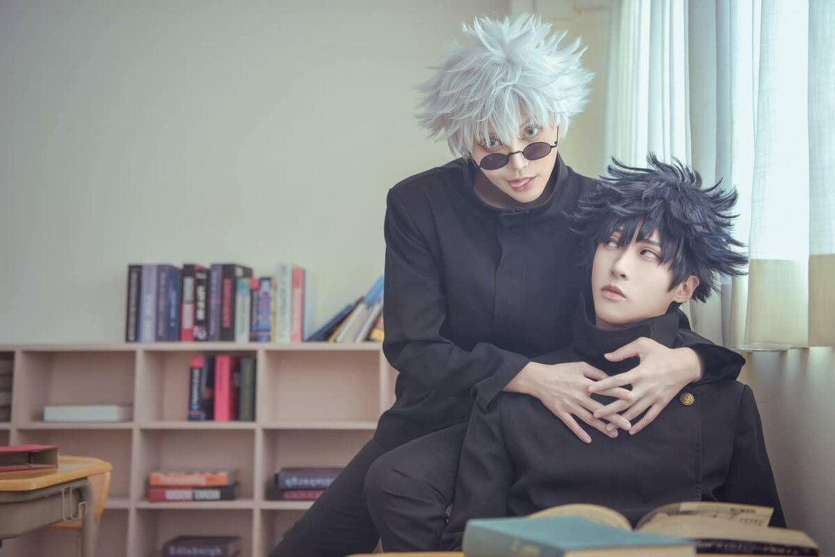 喜愛動漫、也常COSPLAY的民進黨立委賴品妤（左），獲得男友、苗栗縣第二選區立法委員候選人曾玟學大力支持，2人也經常搭檔COSPLAY。 圖：翻攝自曾玟學臉書