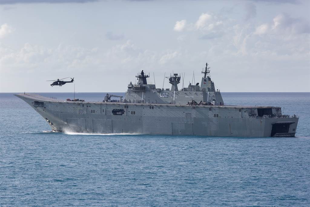 澳洲皇家海軍兩棲突擊艦「坎培拉號(L02)」。 圖：翻攝Australian Navy