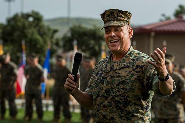 美國印太司令部副司令斯克倫卡中將（Stephen Sklenka）表示，中國軍官不願與美軍溝通，將可能導致雙方誤判情勢。(The appearance of U.S. Department of Defense (DoD) visual information does not imply or constitute DoD endorsement.) 圖：翻攝自NARA &amp; DVID Public Domain Archive