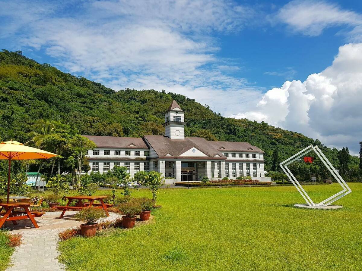 台東戒治所環境清幽，附設武陵外役監，很多受刑人爭取到這裡服刑。 圖：翻攝鹿野美景 ‧ 武陵風情-台東戒治所臉書