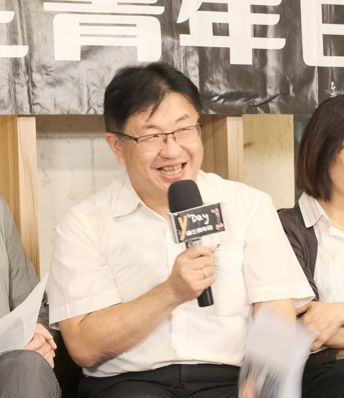 這場座談活動由東吳大學法律系教授胡博硯。 圖：Y’s Day「週三青年日」提供