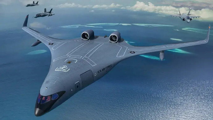 傳美國空軍選定加州新創航太公司「JetZero」，將在2027年內前打造一架「全尺寸」翼身融合(Blended Wing Body，縮寫BWB)概念機。有可能成為美軍未來空中加油機和貨物運輸機的有力競爭者。 圖：US Air Force渲染圖