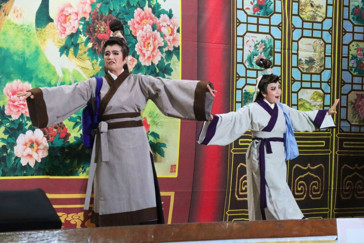 「千歲歌仔戲團」演出有專業水準。 圖：高雄市教育局提供