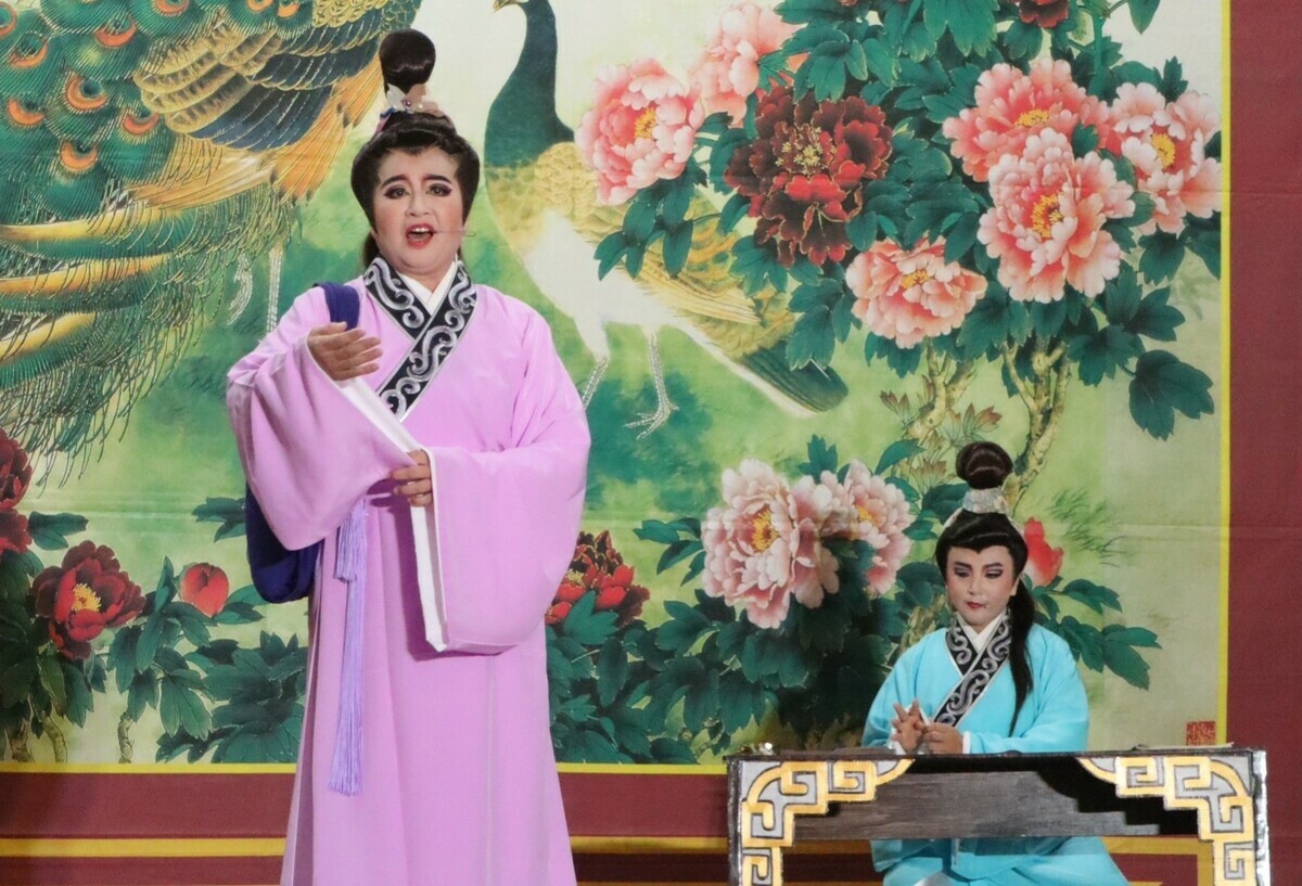 「千歲歌仔戲團」演出有專業水準。 圖：高雄市教育局提供