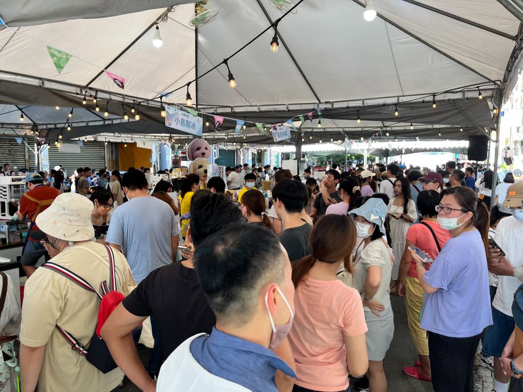 大港閱冰湧入超過3萬人次。 圖：高雄市觀光局提供