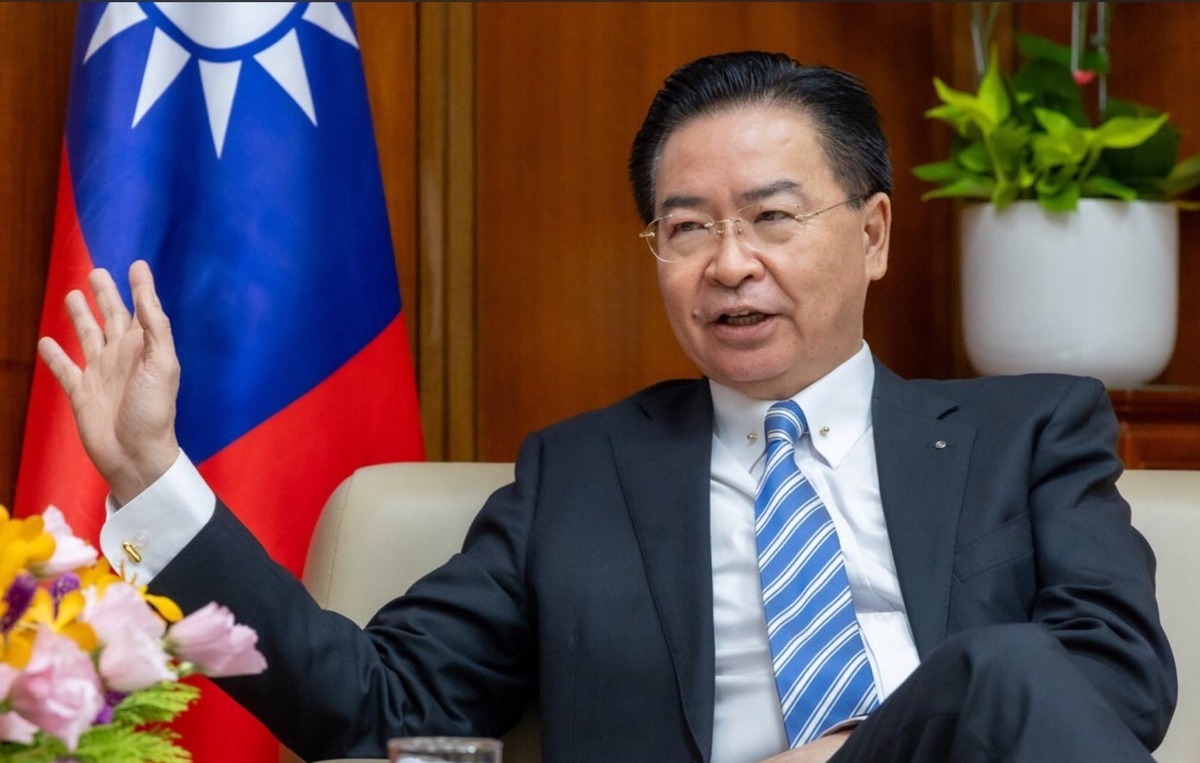 外交部長吳釗燮說，或許馬斯克認為中國封殺Ｘ是個好主意，就像是關閉「星鏈」以阻撓烏克蘭反攻俄羅斯一樣。 圖：外交部提供。(資料照)