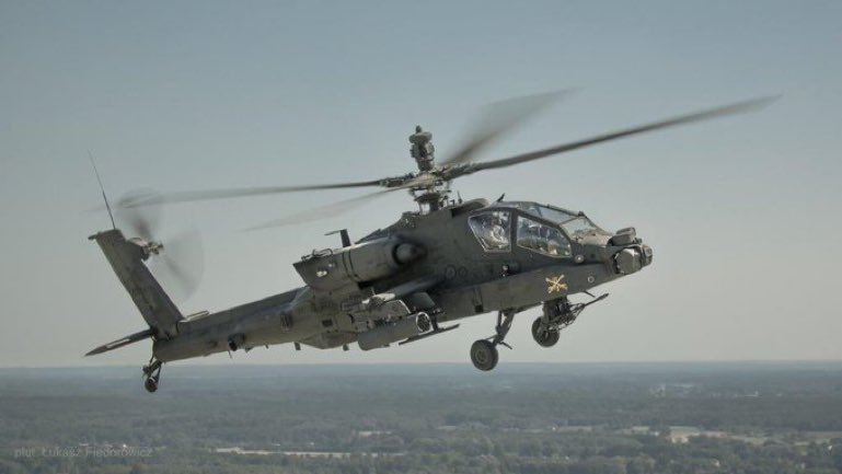 AH-64E 阿帕契直升機。(示意圖) 圖：翻攝自Mariusz Błaszczak X@mblaszczak
