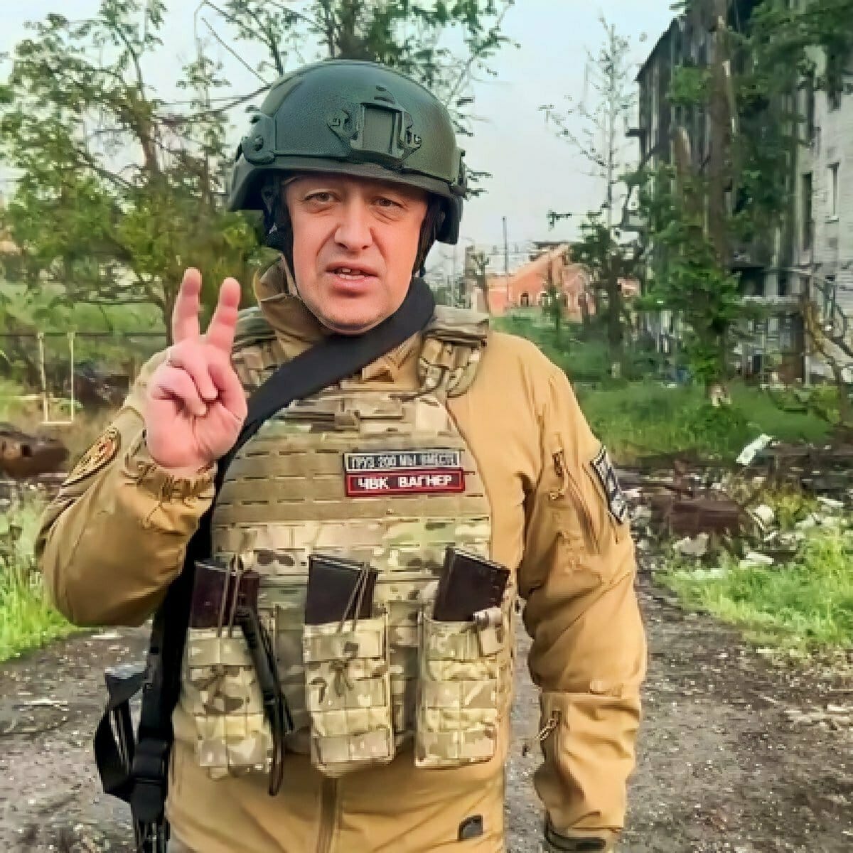 普里戈津今年 6 月曾發動針對俄軍高層的叛變行動，而後卻獲赦免轉往白俄，輿論批評普丁過於軟弱。24 日，普里戈津搭乘的私人客機意外墜毀。 圖：擷取自「X」（原推特）@jacksonhinklle