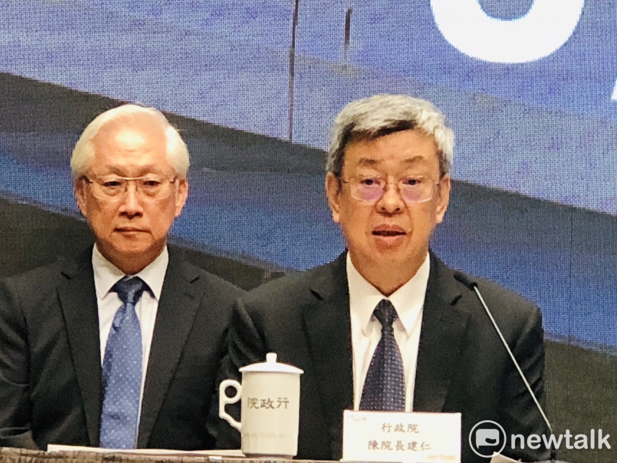 行政院長陳建仁今（24）日出席「113年度中央政府總預算案」記者會。 圖：謝莉慧/攝