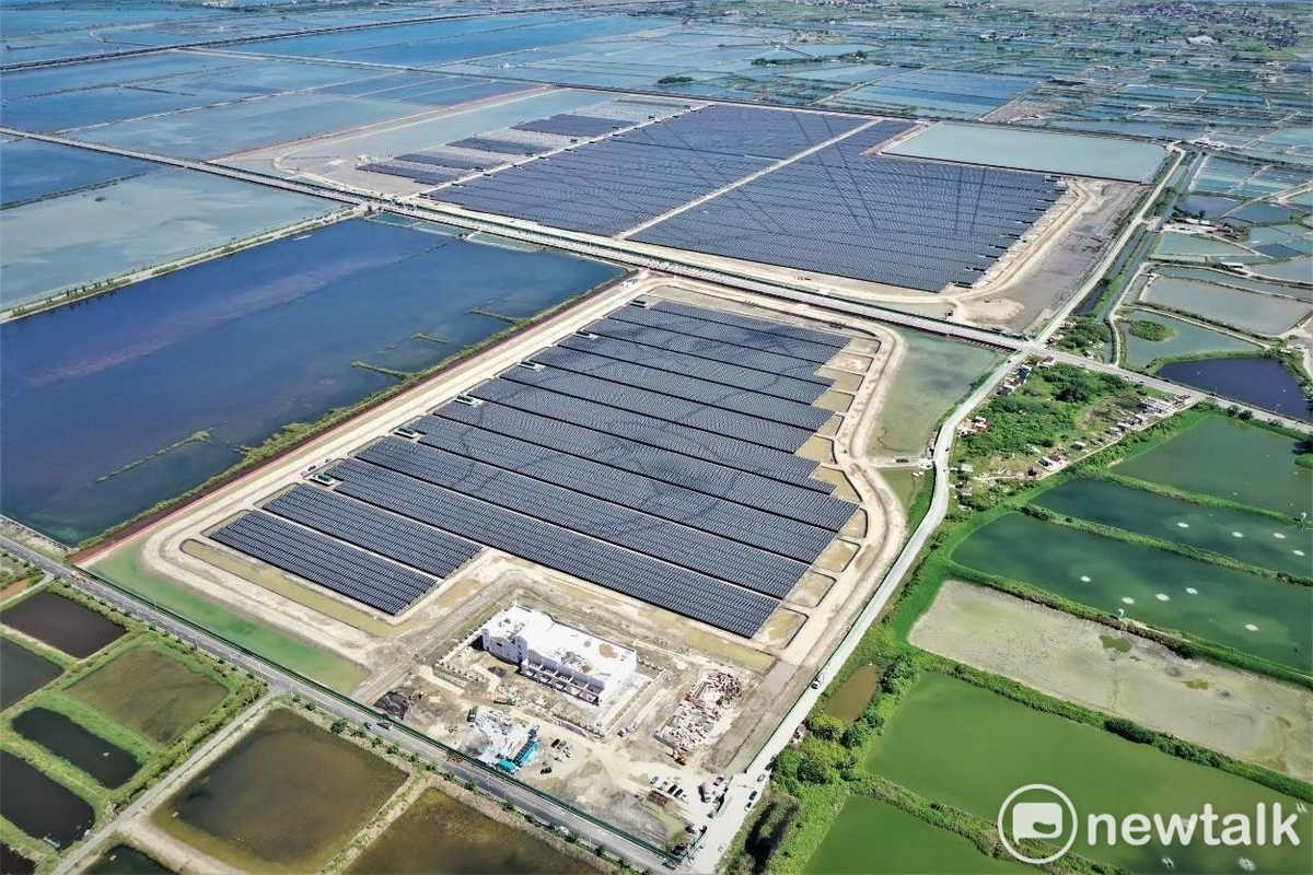 台南市配合中央政策全力發展太陽能發電，成績領先全國，卻因一連串的光電風波和弊案，嚴重影響民進黨和台南市政府的形象。 圖：取自台南市政府網站