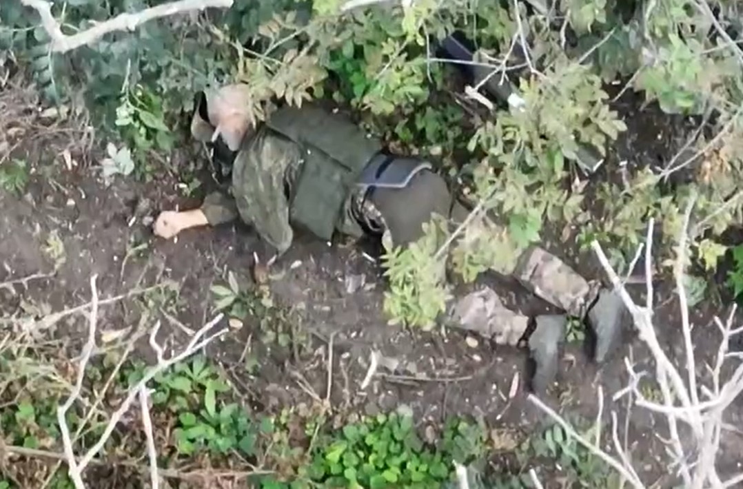 被烏軍殲滅的俄軍。 圖：翻攝自 Cloooud X 帳號