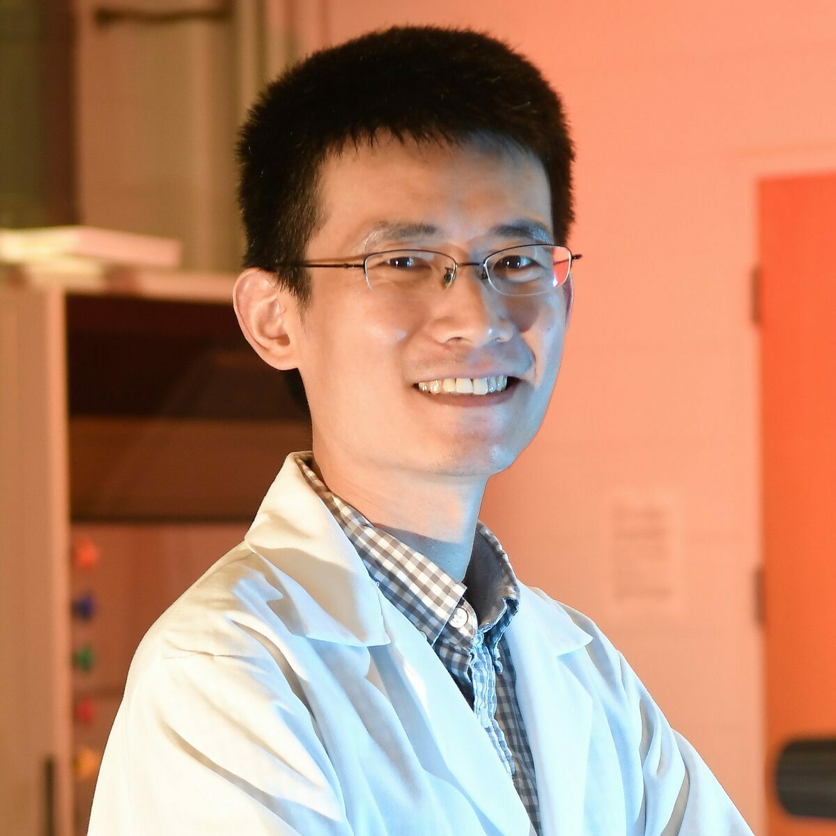 遭殺害的北卡羅萊納副教授嚴資杰。 圖：翻攝自UNCCH