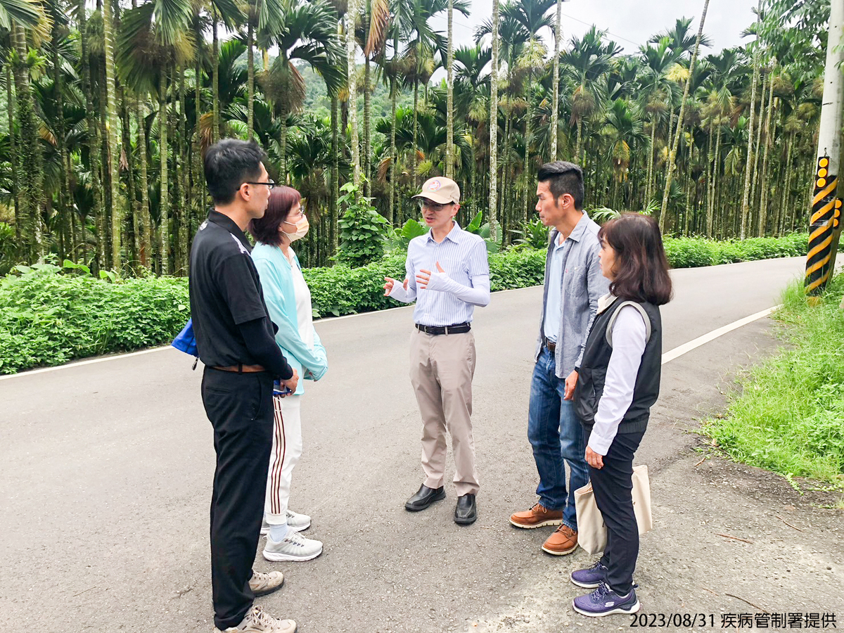 疾管署副署長羅一鈞今再度南下，分別前往雲林及台南參與登革熱防治工作及會議。 圖：疾管署／提供