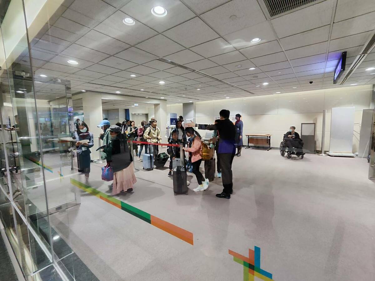交通部民航局宣布，即日起，自美國來台航班，旅客轉機前往其他地區，可免除安全檢查。 圖：交通部民用航空局／提供