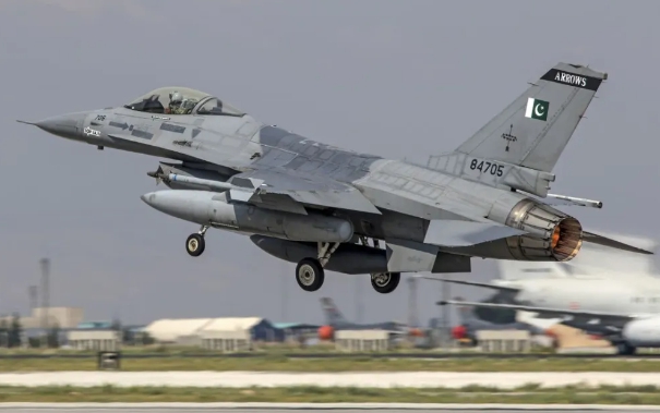 巴基斯坦的F-16戰機。 圖 : 翻攝自騰訊網/虎觀天下