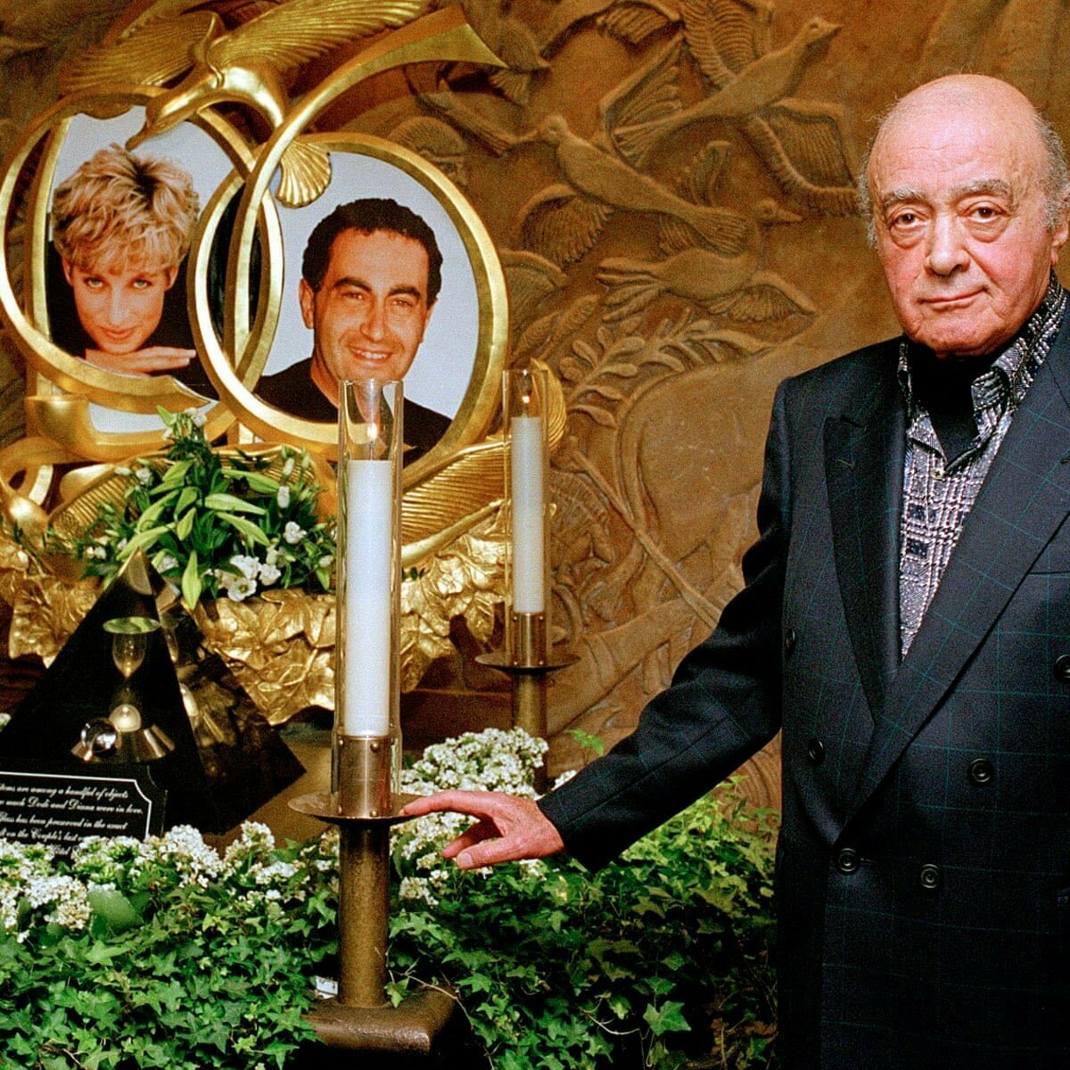 埃及知名富商穆罕默德．法耶德（Mohamed Al-Fayed）在兒子多迪．法耶德和黛安娜王妃1997年於巴黎車禍喪生後，指控英國女王的夫婿菲立普親王（Prince Philip）下令英國安全部門策劃謀殺。 圖/ 翻攝自Piers Morgan X
