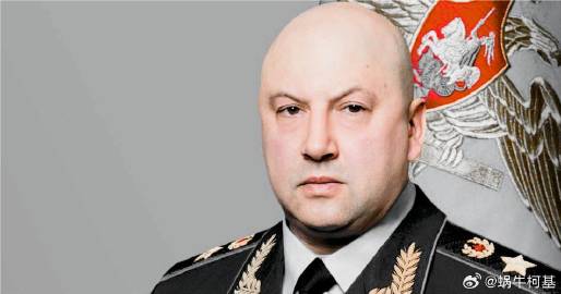 蘇羅維金遭解職後，空軍總司令一職由總參謀長阿夫扎洛夫接替。圖為阿夫扎洛夫。 圖：翻攝自微博