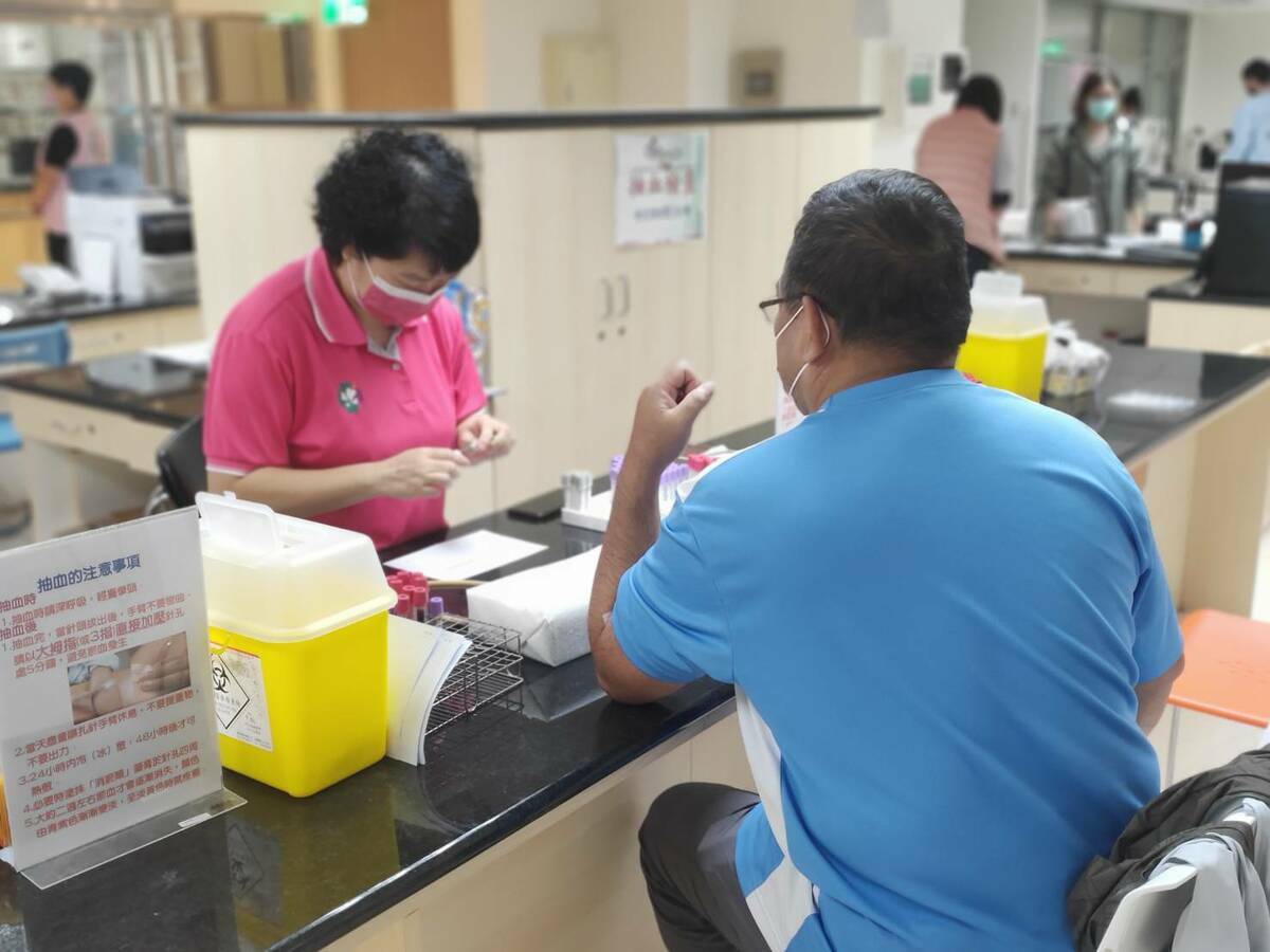 新北市交通局辦理計程車駕駛免費健康檢查，3月底開辦至今已有逾1500名計程車運將參加。 圖：新北市交通局/提供
