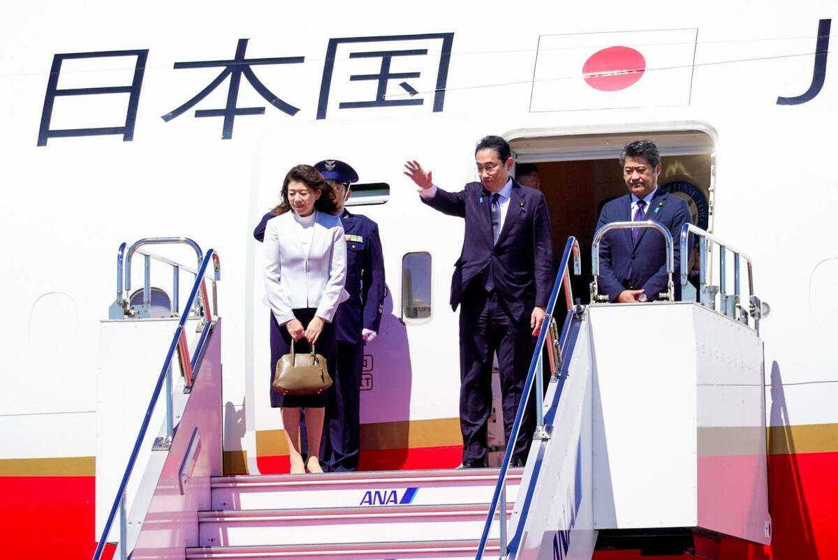 日本首相岸田文雄（中）出席東南亞國協高峰會，稍早前承諾將大力補助水產業。 圖：翻攝自日本首相官邸臉書