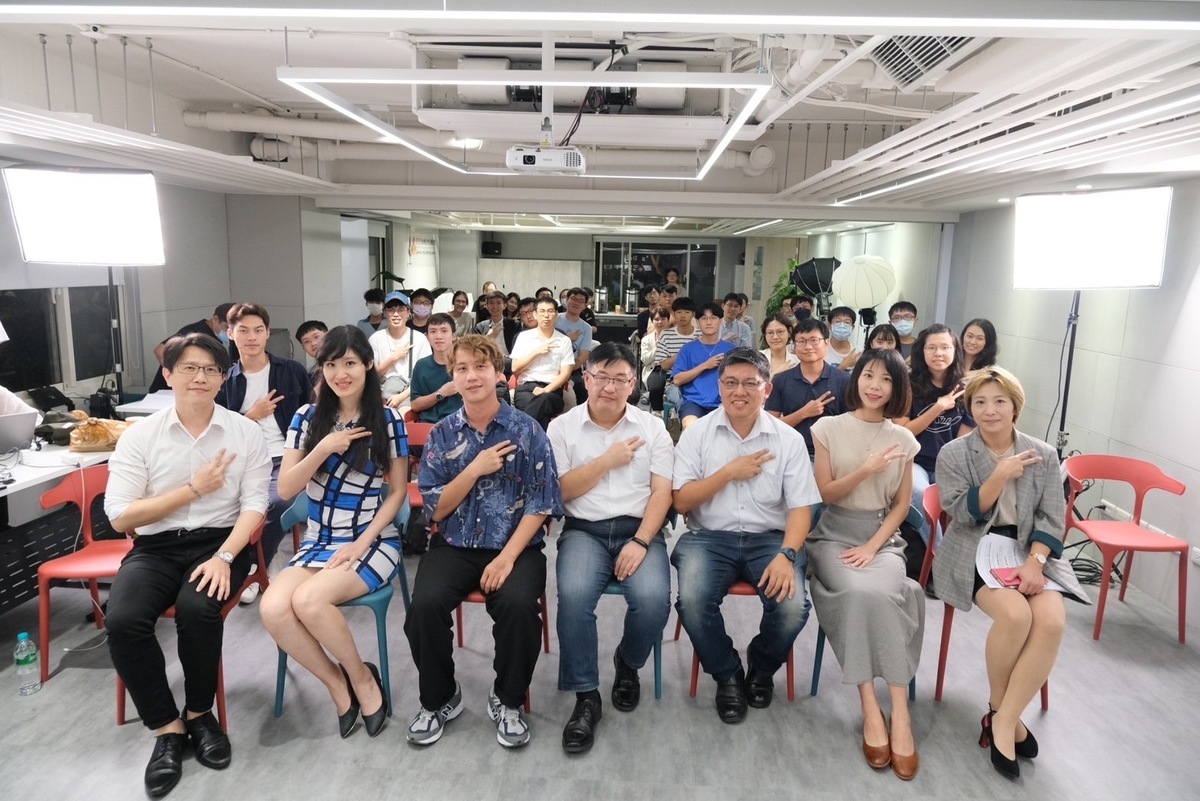 台灣公民人權聯盟6日舉辦「週三青年日」第17場「不爽你來判！？台灣國民法官制度的前景」。  圖：Y’s Day「週三青年日」提供