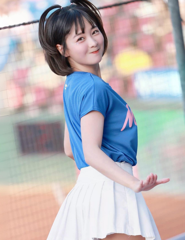 「Rakuten Girls」隊長籃籃，親和可愛的外型深受許多粉絲喜愛。 圖：翻攝自IG＠lan0716