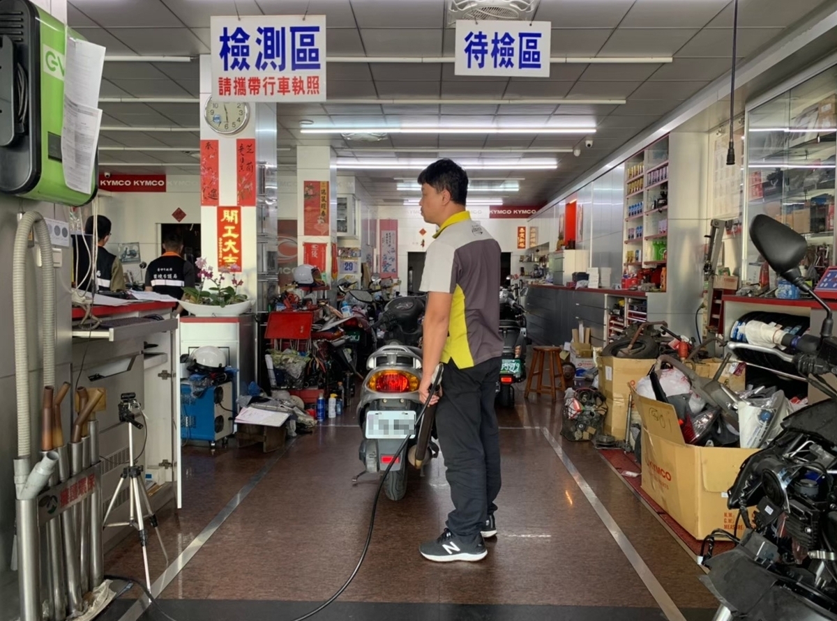 台中市每年應定檢機車更高達123萬餘輛。 台中市環保局/提供