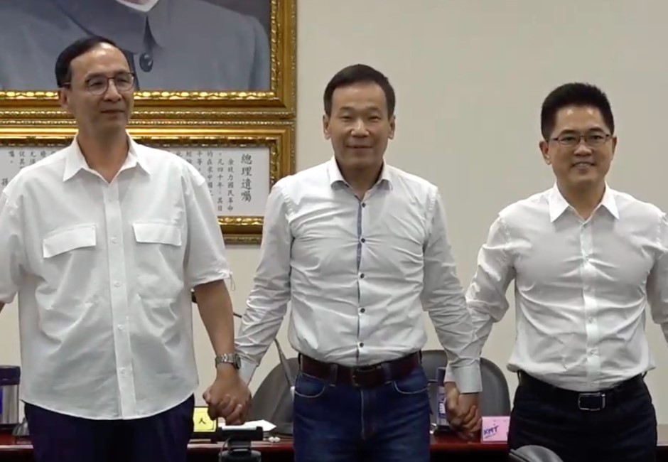 國民黨中正、萬華區立委人選一度難產，6日中常會正式提名鍾小平，迎戰民進黨立委參選人吳沛憶以及無黨籍立委參選人于美人。 image source：FB／國民黨
