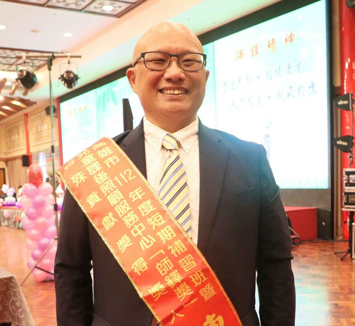 陳信雄從放牛班到開創補教人生。 圖：高雄市教育局提供