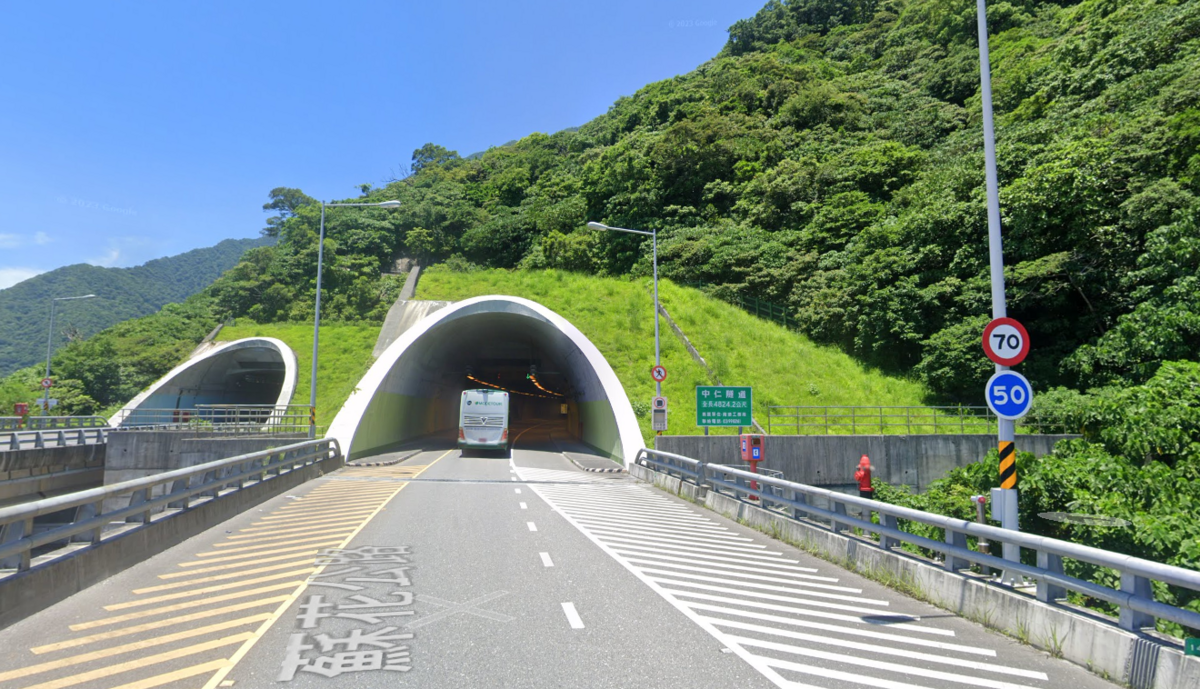 蘇花路廊台9線中仁隧道施工，中仁隧道南下隧道全時段(24小時)道路封閉管制。 圖：翻攝自Google map